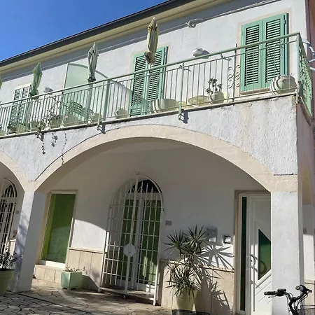 بيت ضيافة Oasi Di Antonella ألبينيا