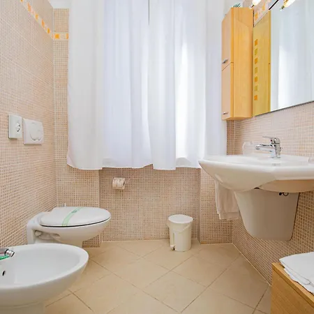 Oasi Di Antonella بيت ضيافة ألبينيا